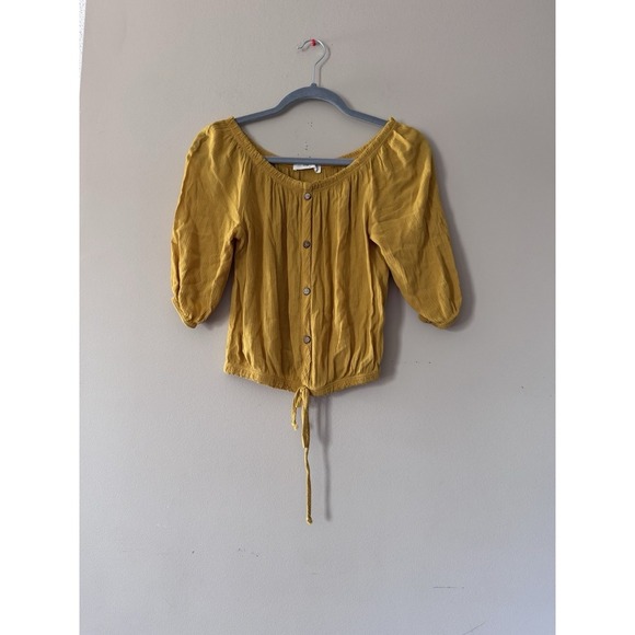 Wild Love Size Medium Gold Yellow  3/4 Sleeve Semi Crop Light Weight Boho EUC - Picture 1 of 9